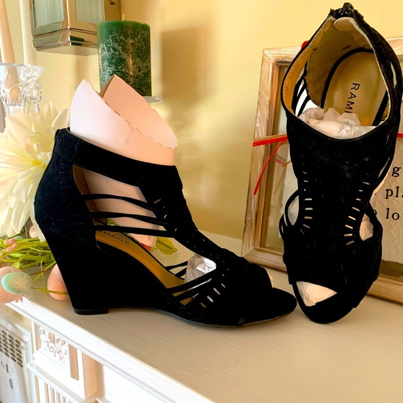 Rampage Black platform wedge shoe size 7.5M - Picture 3 of 3